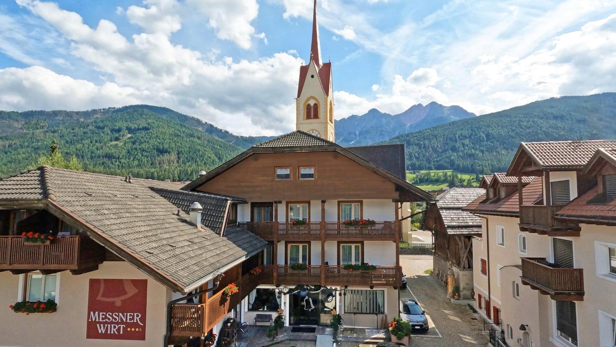 Geniesserhotel Messnerwirt Olang Exterior foto